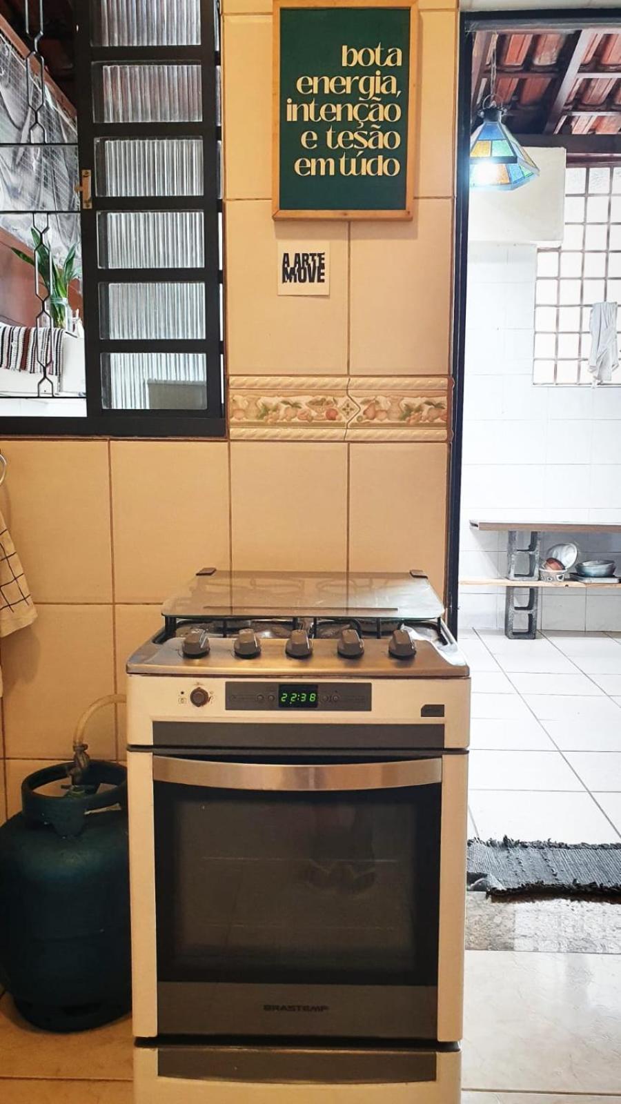 Quarto Casal Com Janela Casa Caramel Белу-Оризонти Экстерьер фото