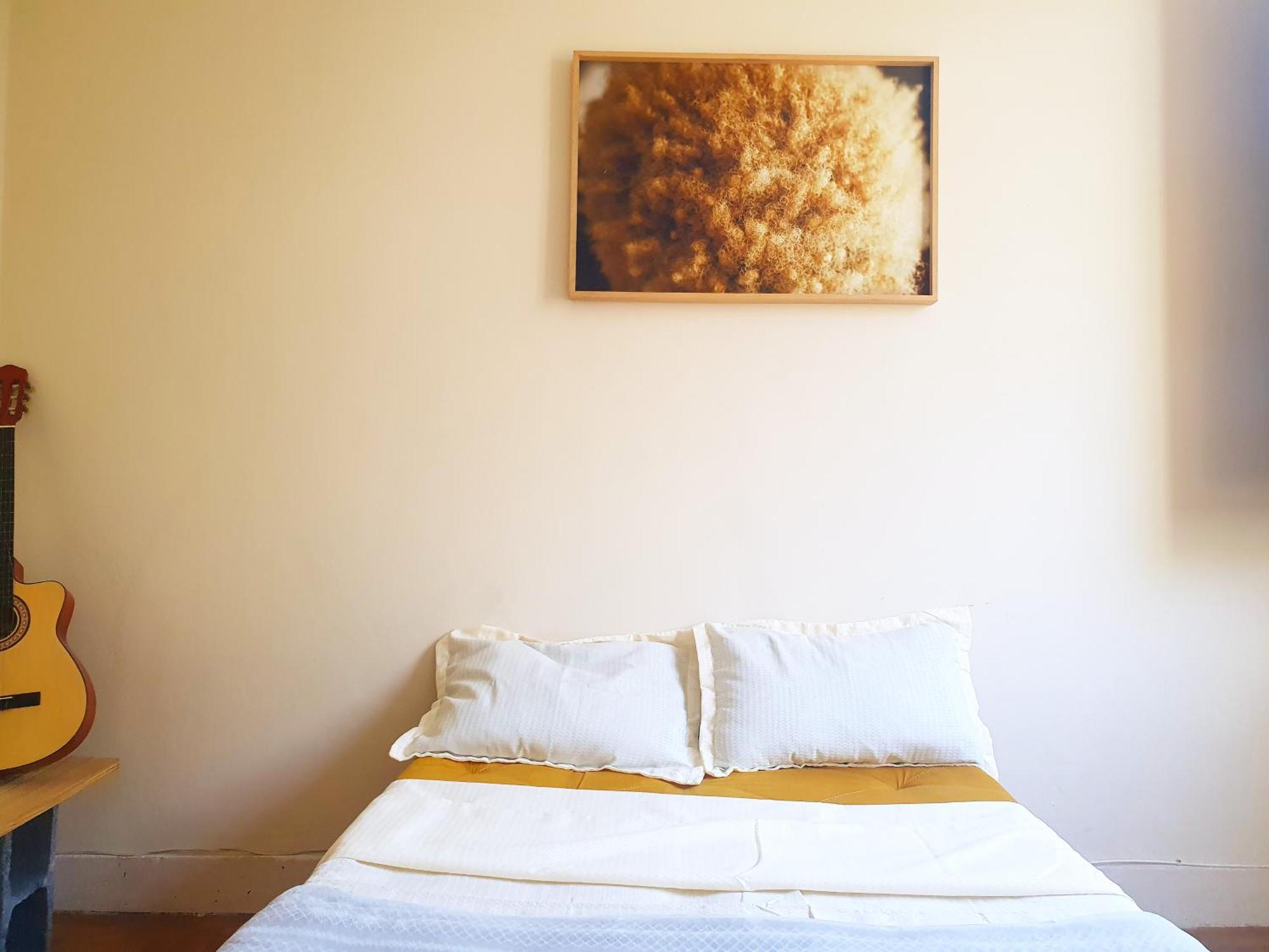 Quarto Casal Com Janela Casa Caramel Белу-Оризонти Экстерьер фото